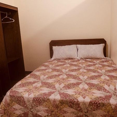 Studio 27 Inn Piarco Ngoại thất bức ảnh