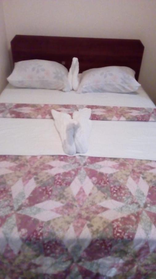 Studio 27 Inn Piarco Ngoại thất bức ảnh