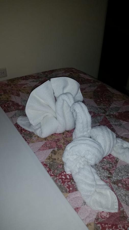 Studio 27 Inn Piarco Ngoại thất bức ảnh