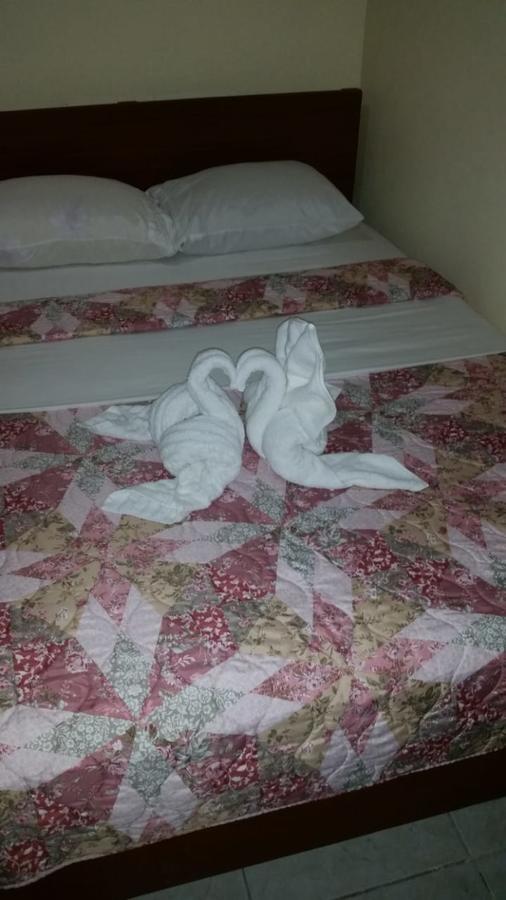 Studio 27 Inn Piarco Ngoại thất bức ảnh